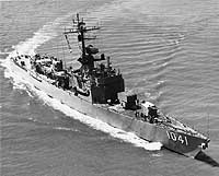 Photo # NH 98433: USS Bradley underway in 1965