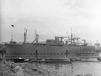 USS Fomalhaut