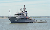 USNS Mohawk (T-ATF 170) on 25 May 2000