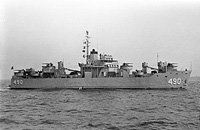Turkish MeriƧ (LSM 483) on 7 November 1952